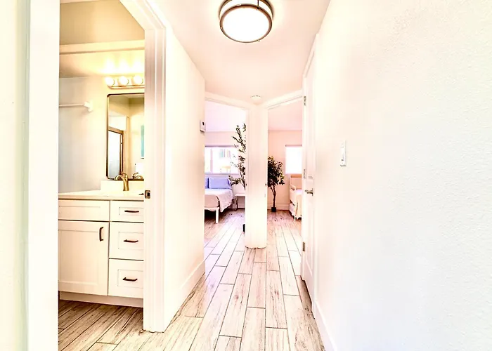 2bd 1ba Sunset 1 3min To Beachpool!
